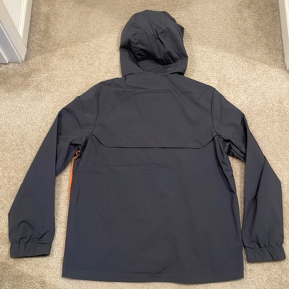 Castore Rangers Mens 23/24 Lightweight Training Jacket - Grey/Orange size L NWT - Picture 5 of 6